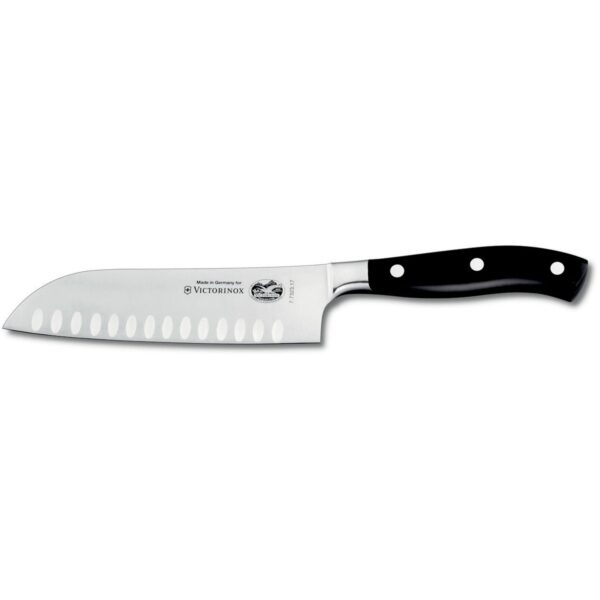 Victorinox Grand Mâitre olivenslebet santokukniv i sort, 17 cm.